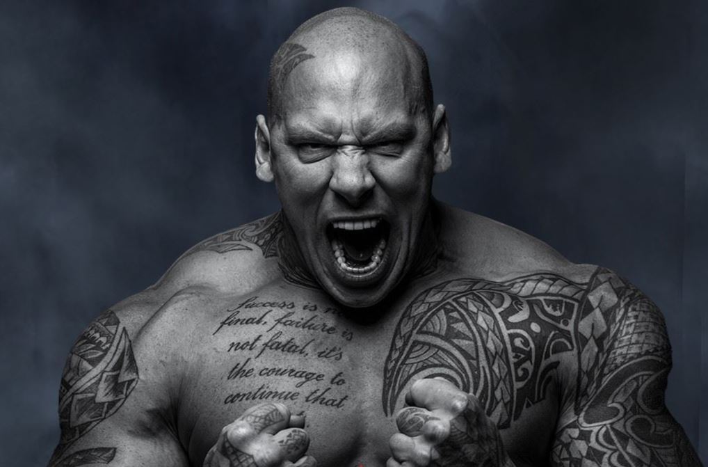 Martyn Ford měl zápasit pod organizací Boxstar, nakonec ze zápasu sešlo.