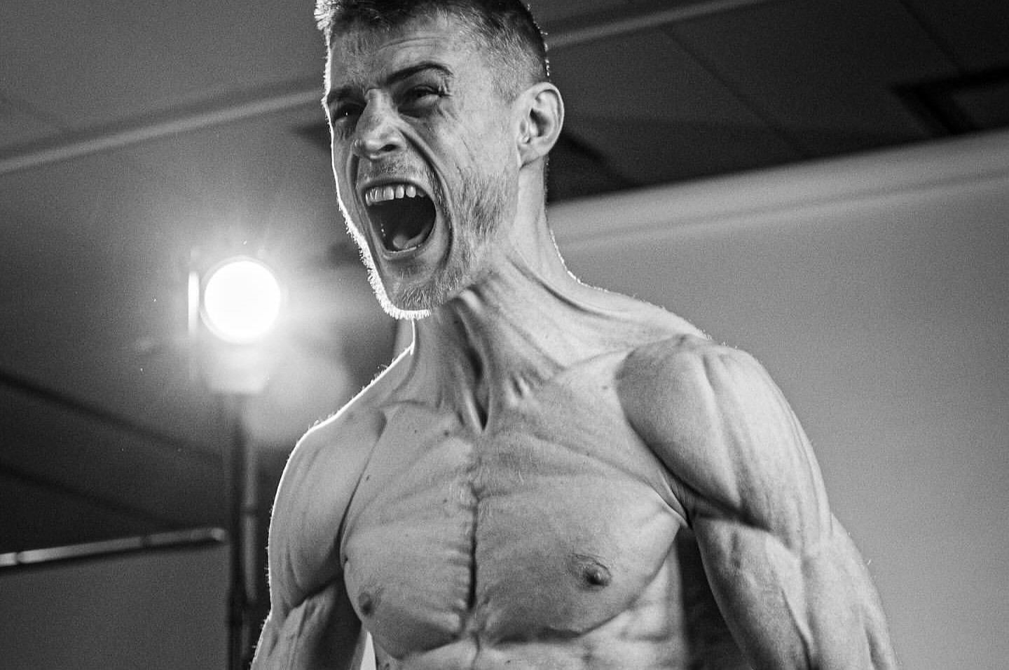 Leo Brichta a forma před zápasem.