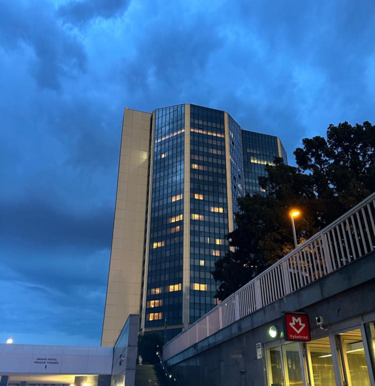 V tomto pražském hotelu se vše odehrálo.