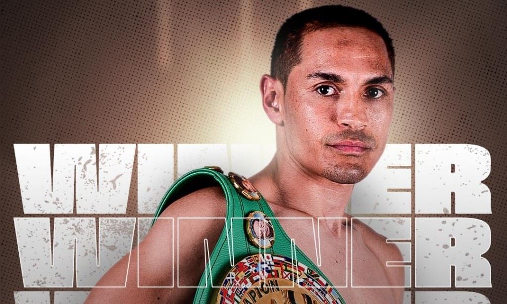 Mexičan Juan Francisco Estrada o víkendu v americkém Dallasu porazil Romána