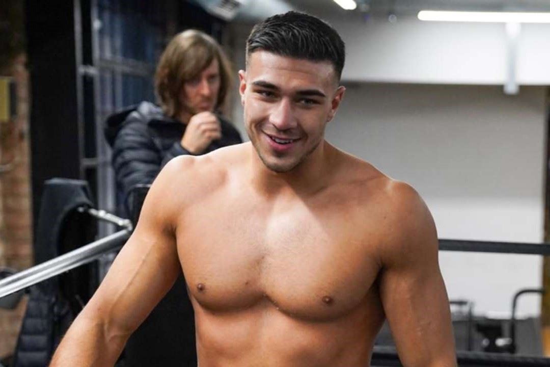 Tommy Fury. Porazí Paula?