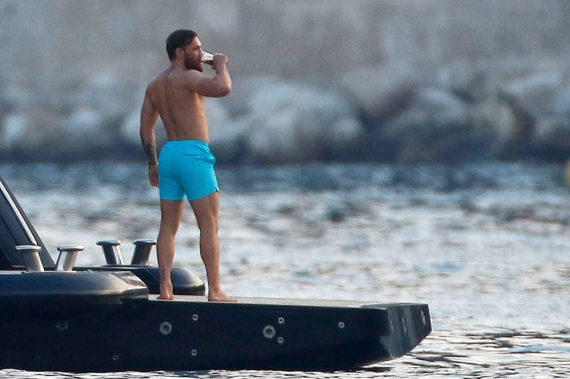 Conor McGregor na jachtě.