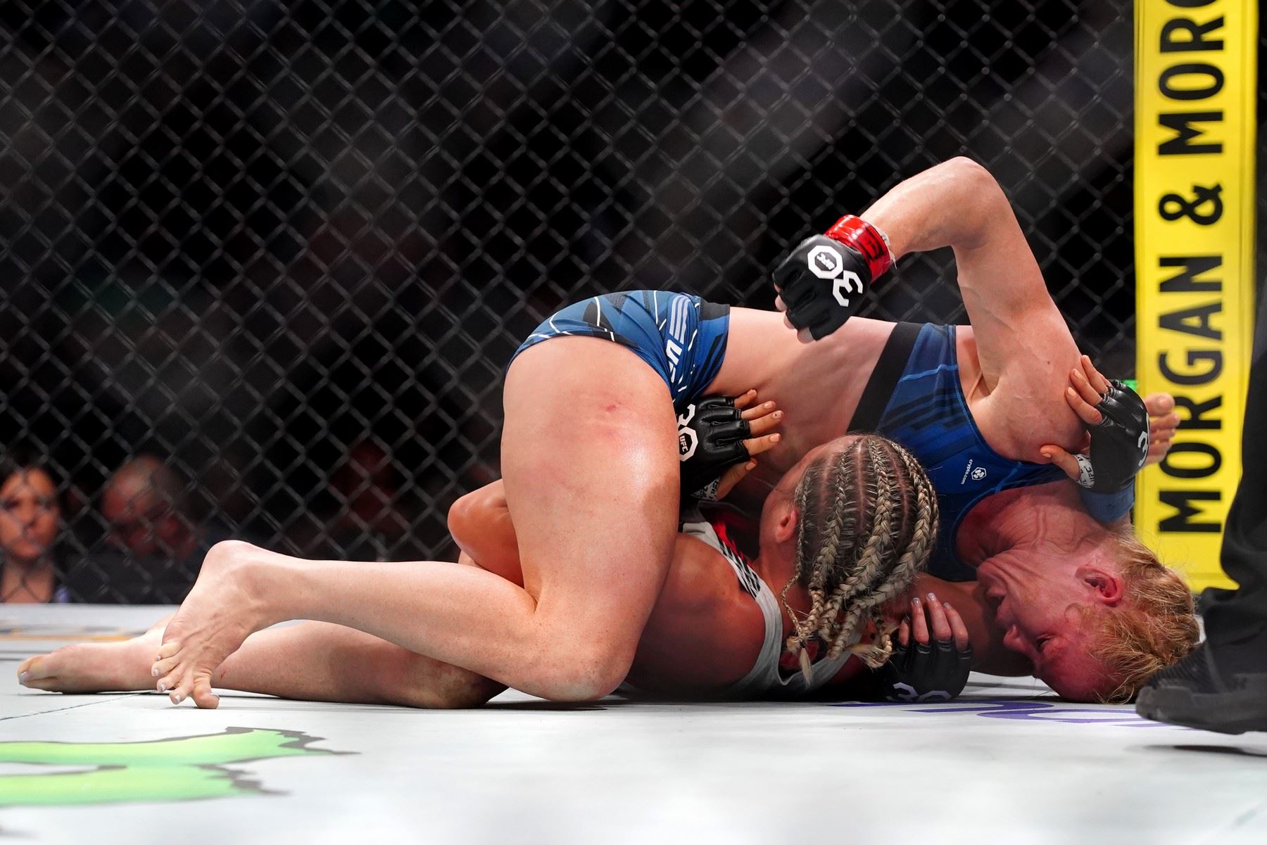 Holly Holm a její nadvládla.