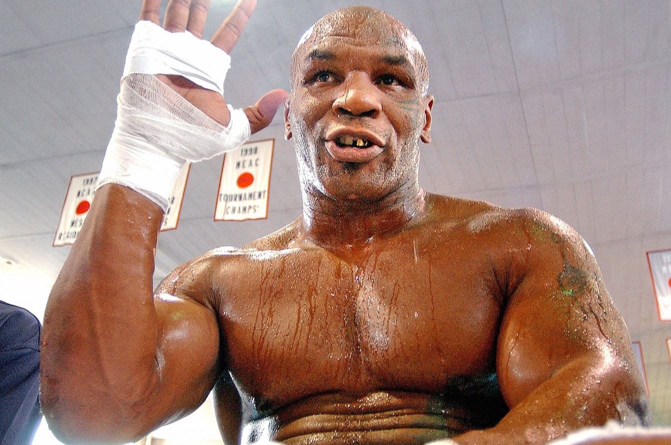 Mike Tyson v tréninku.