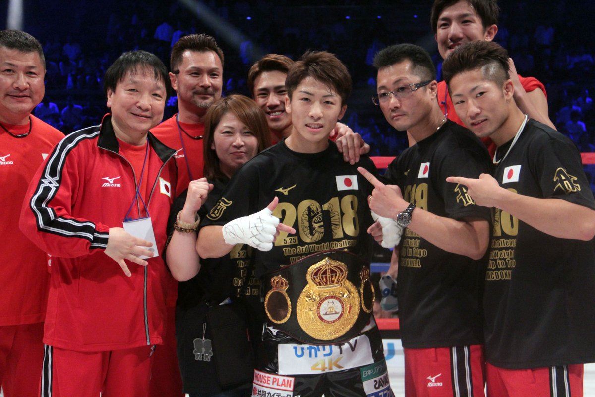 Boxer Naoya Inoue může slavit, další výhra KO je tu.
