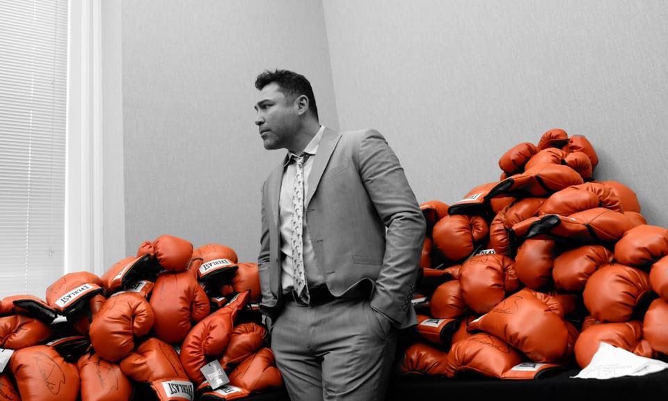 Oscar De La Hoya, vrátí se opravdu do ringu?