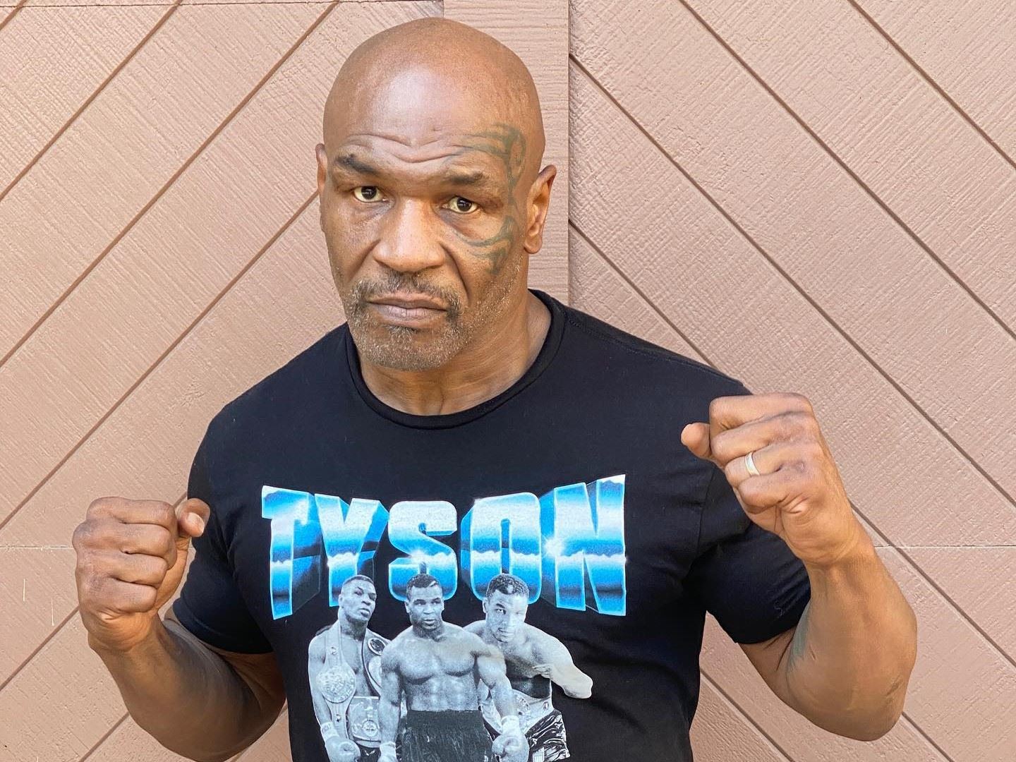 Tyson v akci: děsivá rychlost rukou, pohyb hlavy a síla. Ve 54 letech!