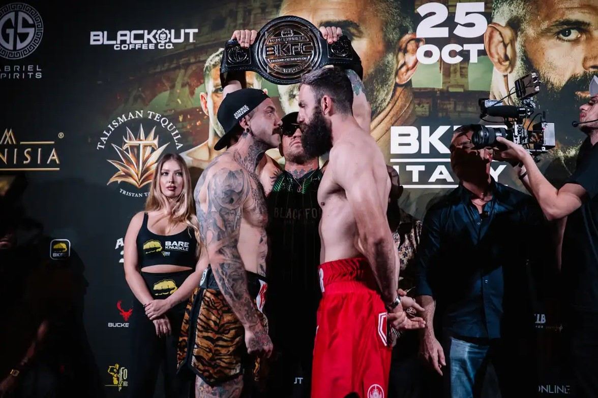 Josef Hála (vlevo) vs. Francesco Ricchi - BKFC 83