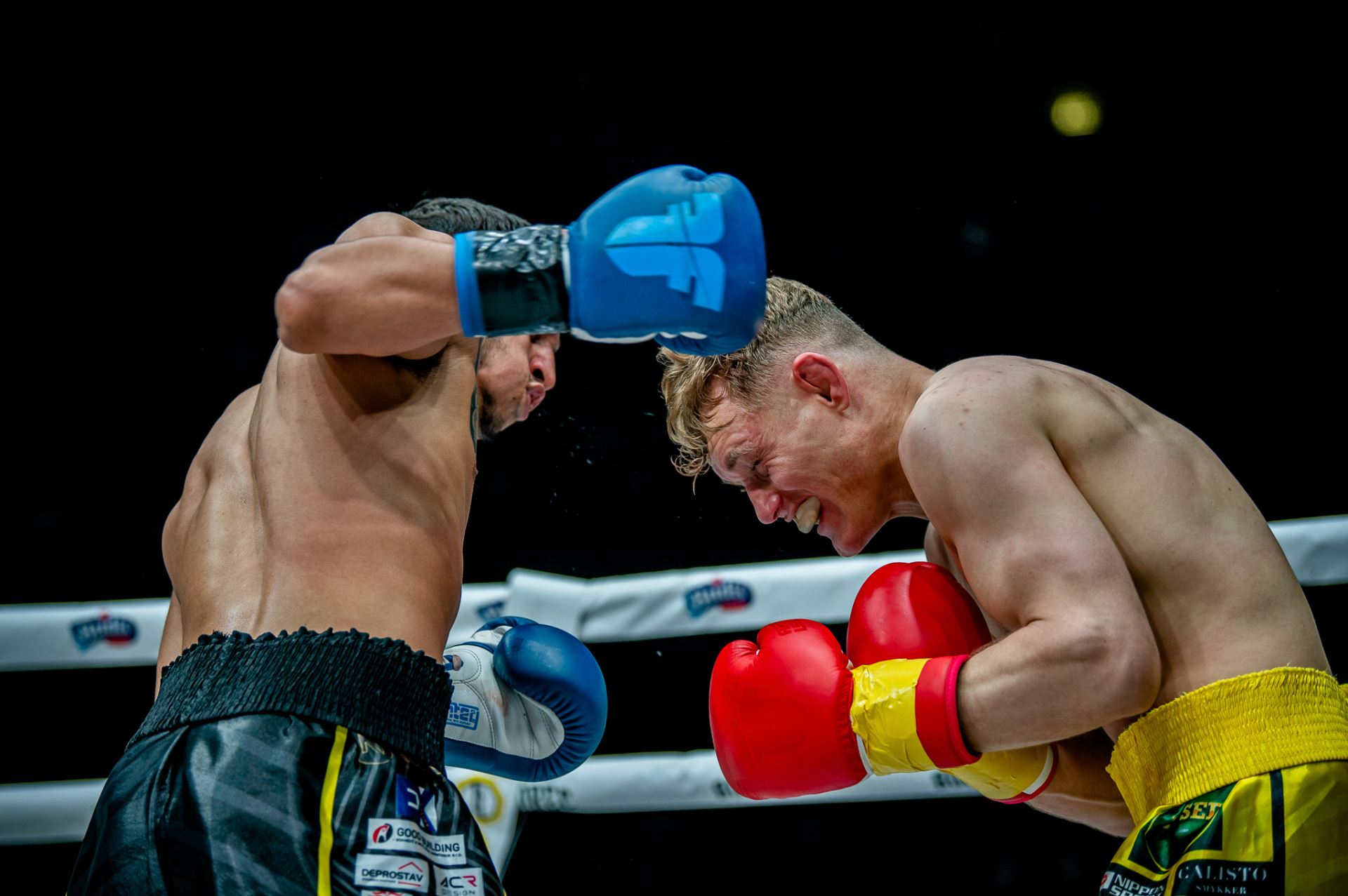 Václav Sivák vs. Jonas Magard.