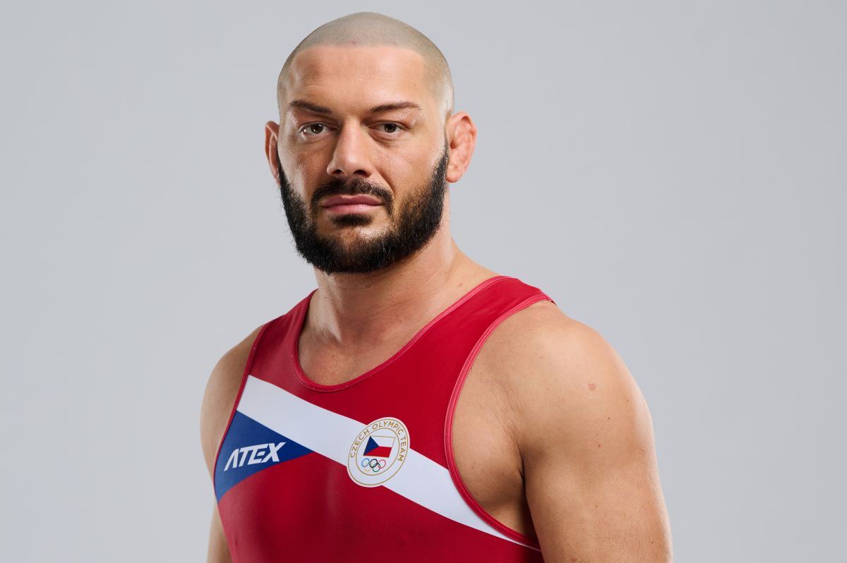 Artur Omarov.