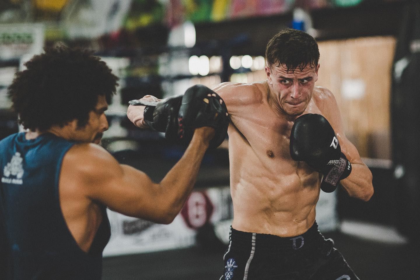 GLORY má teď přednost. Peňáz chce ale kickbox střídat s MMA. S kým bude jednat?