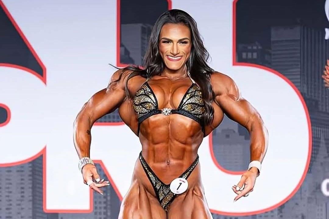 Dr. Natalia Abraham Coelho na soutěži IFBB.