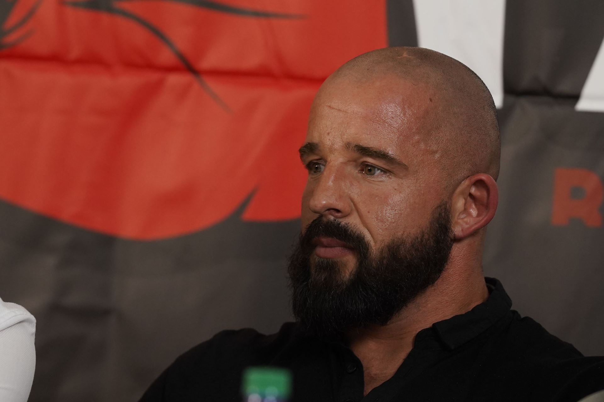 Petr Pastýřík vs. Michal Severa alias Ultrapárek. Policista proti chuligánovi.