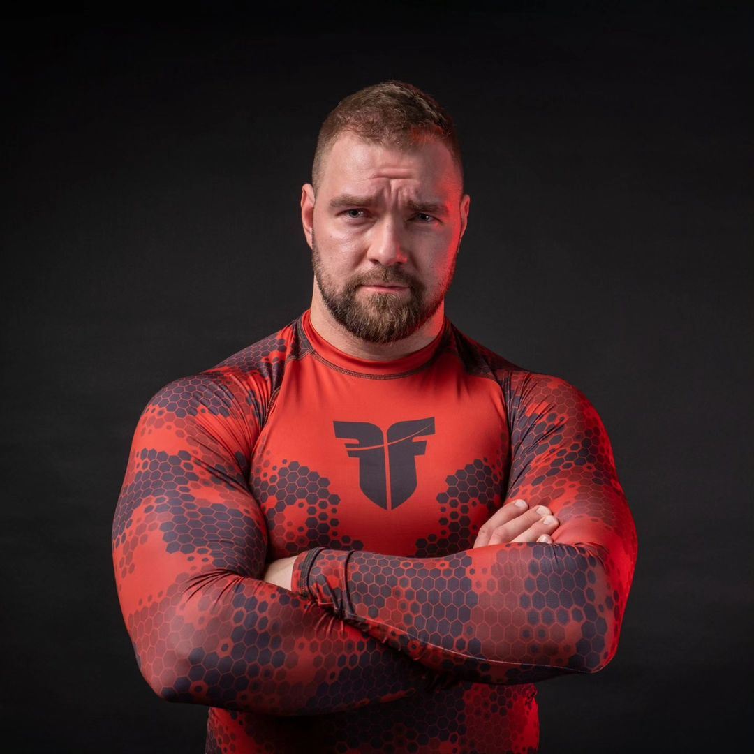 Karlos Benda.