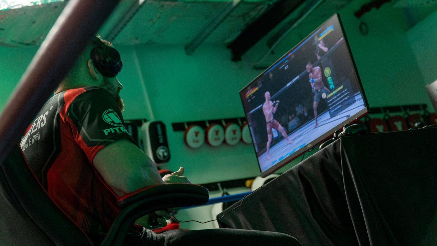 MMA v jiné podobě, kde rány nebolí...
