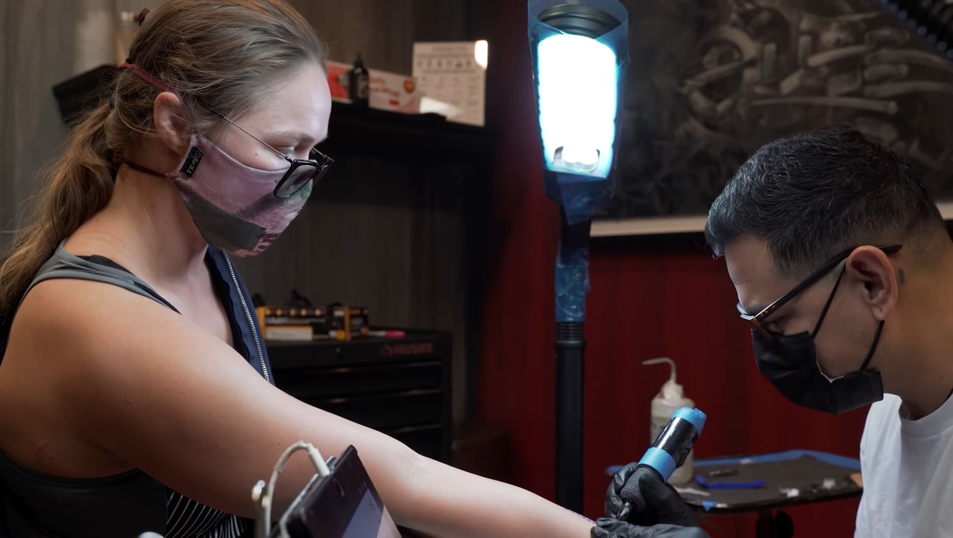 Ronda Rousey a její doživotní tetování...
