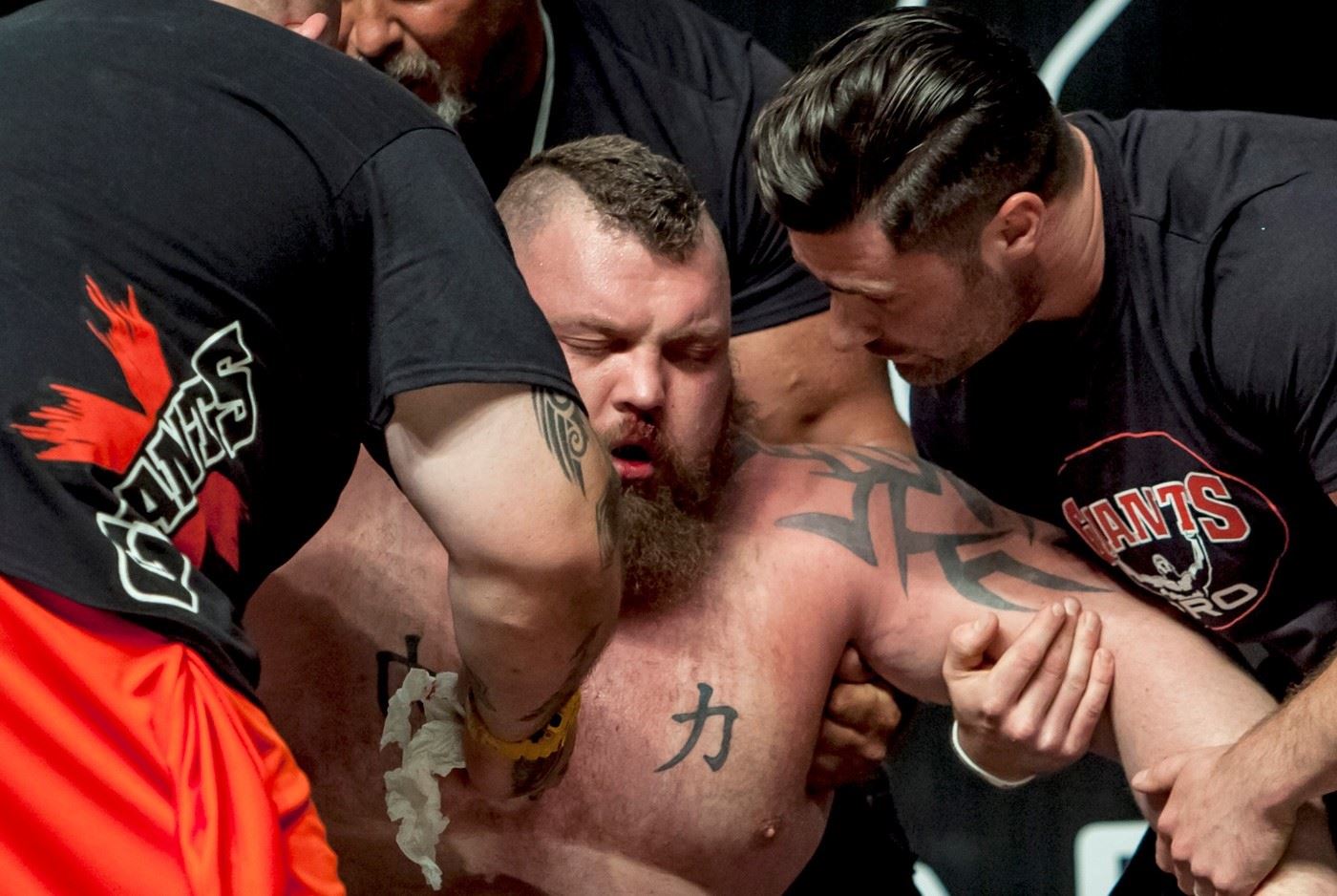 Eddie Hall toho měl dost.
