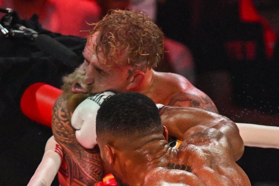 Ta sedla. A byl problém. Jelo se do nemocnice.