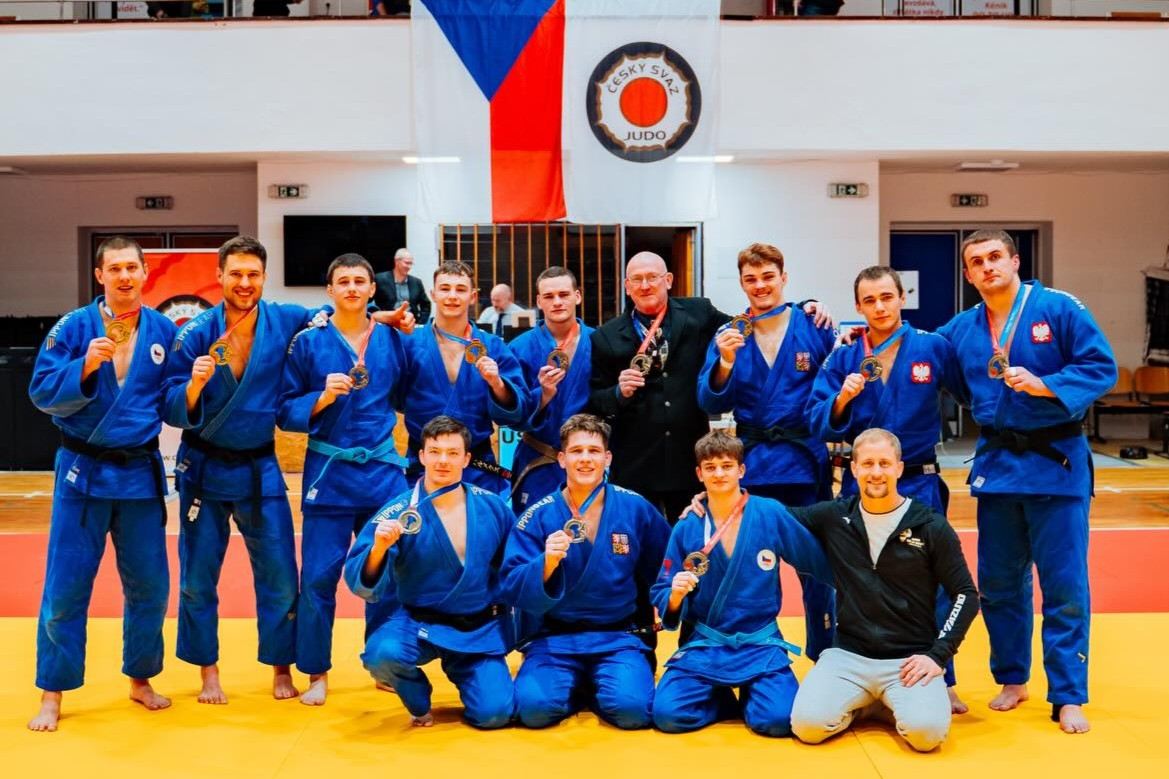 Po bojích výsledky.