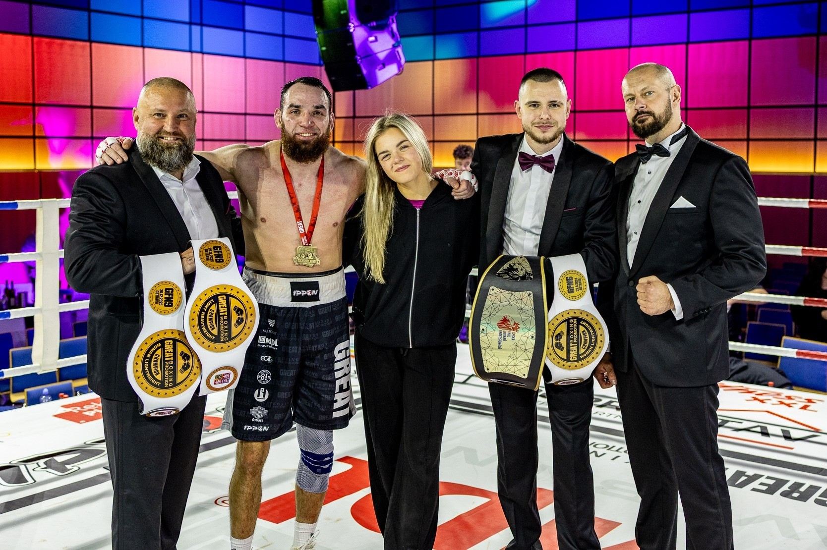 Je po boji. Šampioni mají pásy, na charitu se vybraly 2 miliony korun.