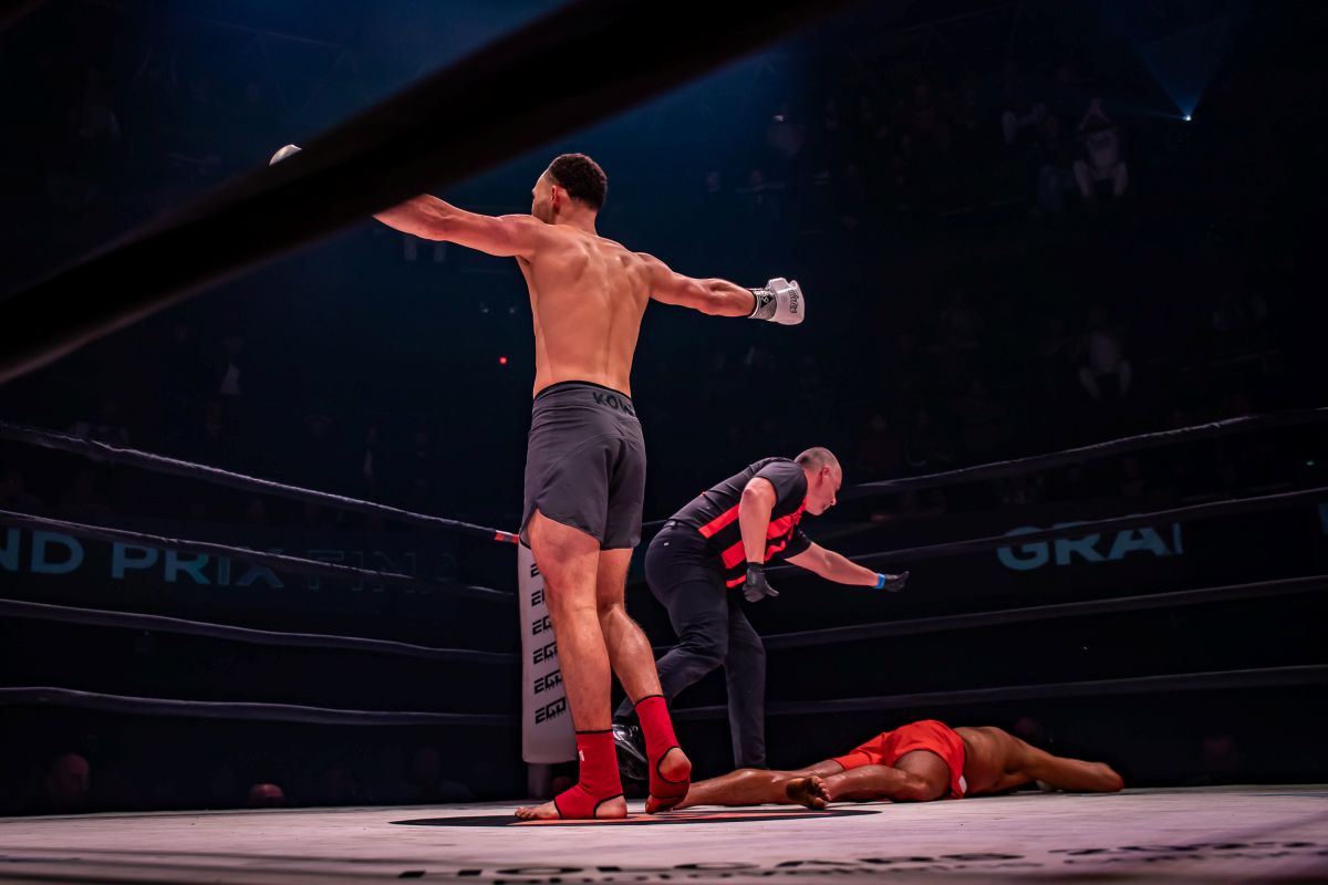 Tvrdý konec pyramidy. KO.