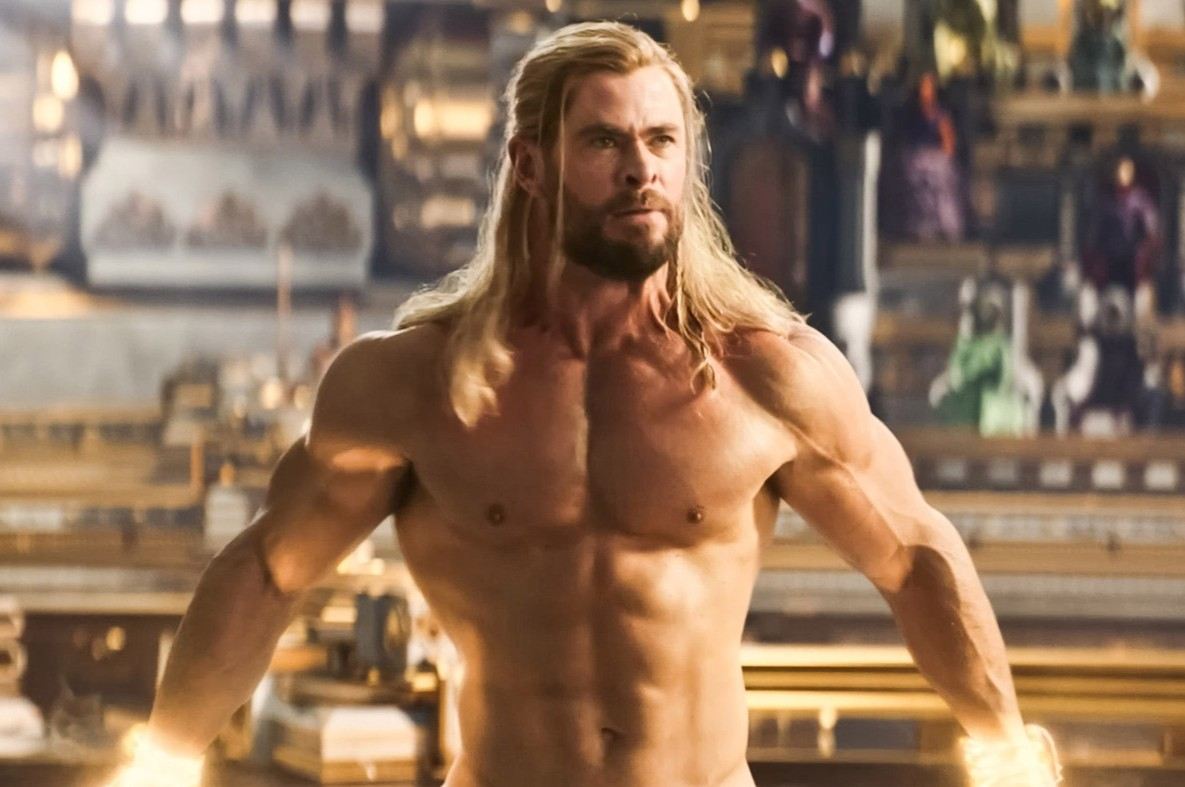 Chris Hemsworth ve filmu Thor: Láska a hrom.