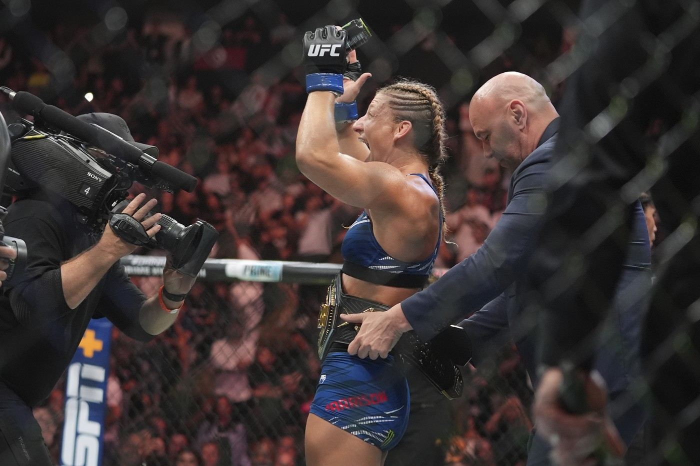 Nová šampionka UFC.