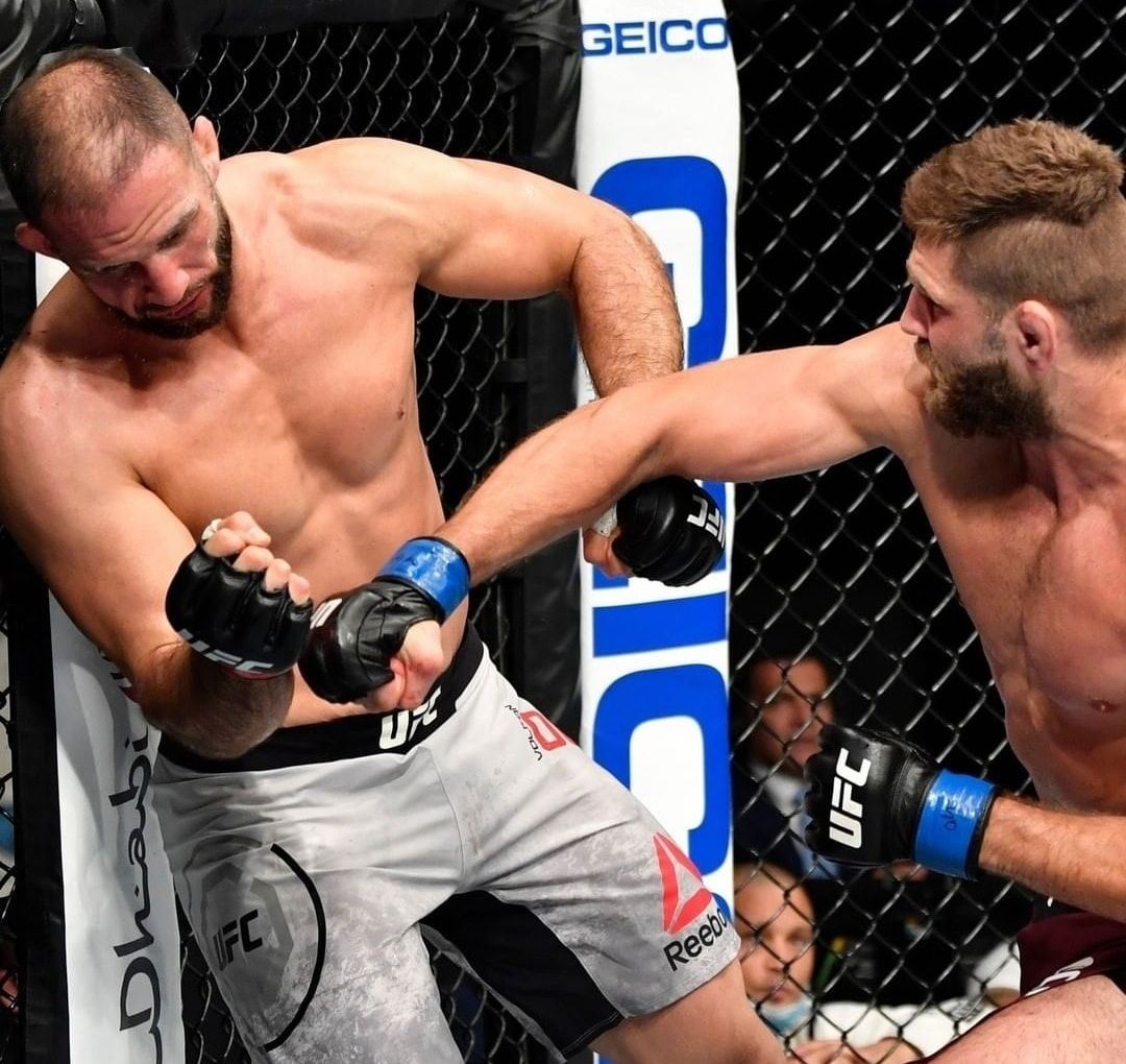 Kolik měl Procházka vydělat za premiéru v UFC? Urval příjemný bonus!