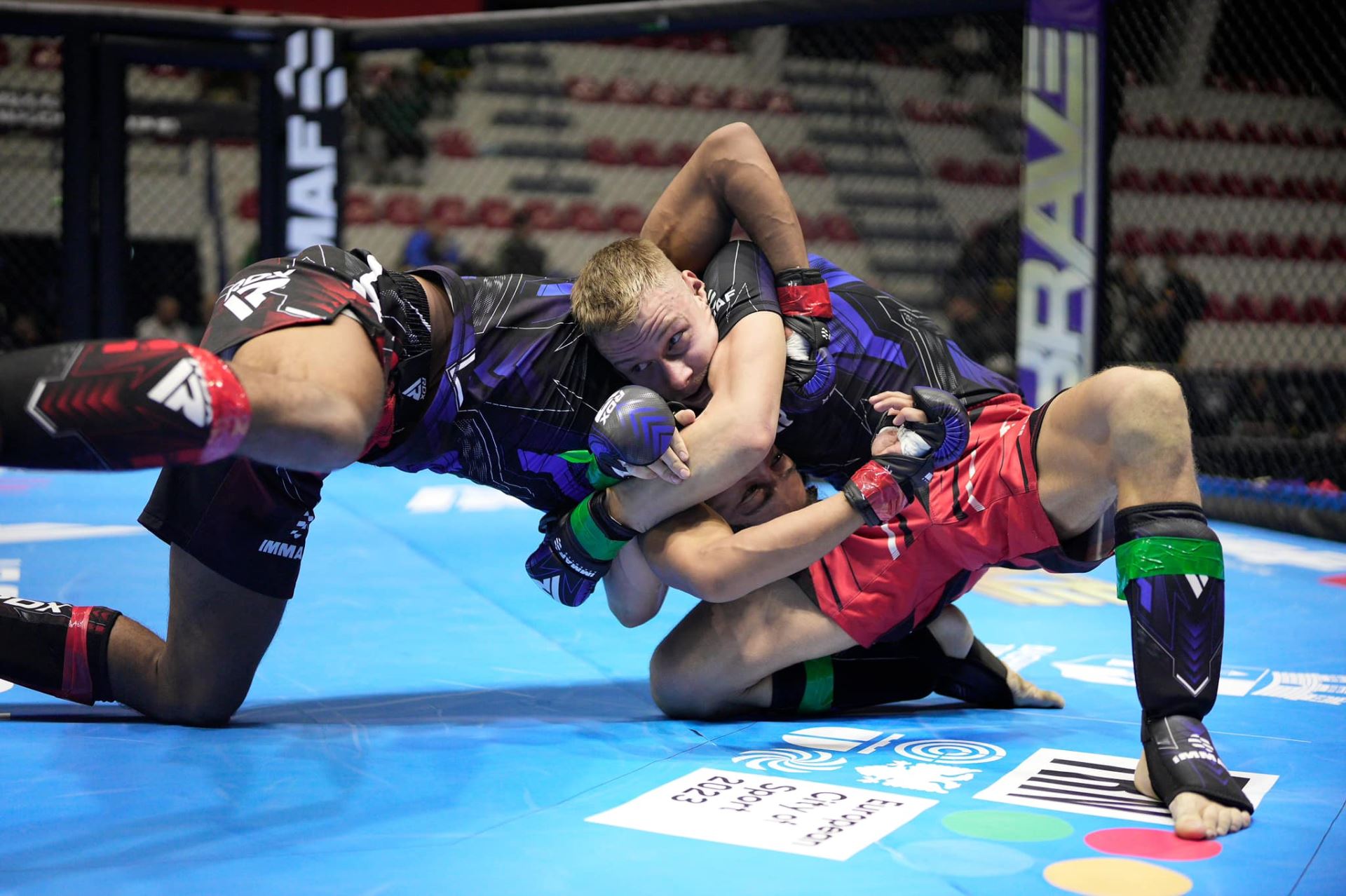 MS v MMA se rozjelo.