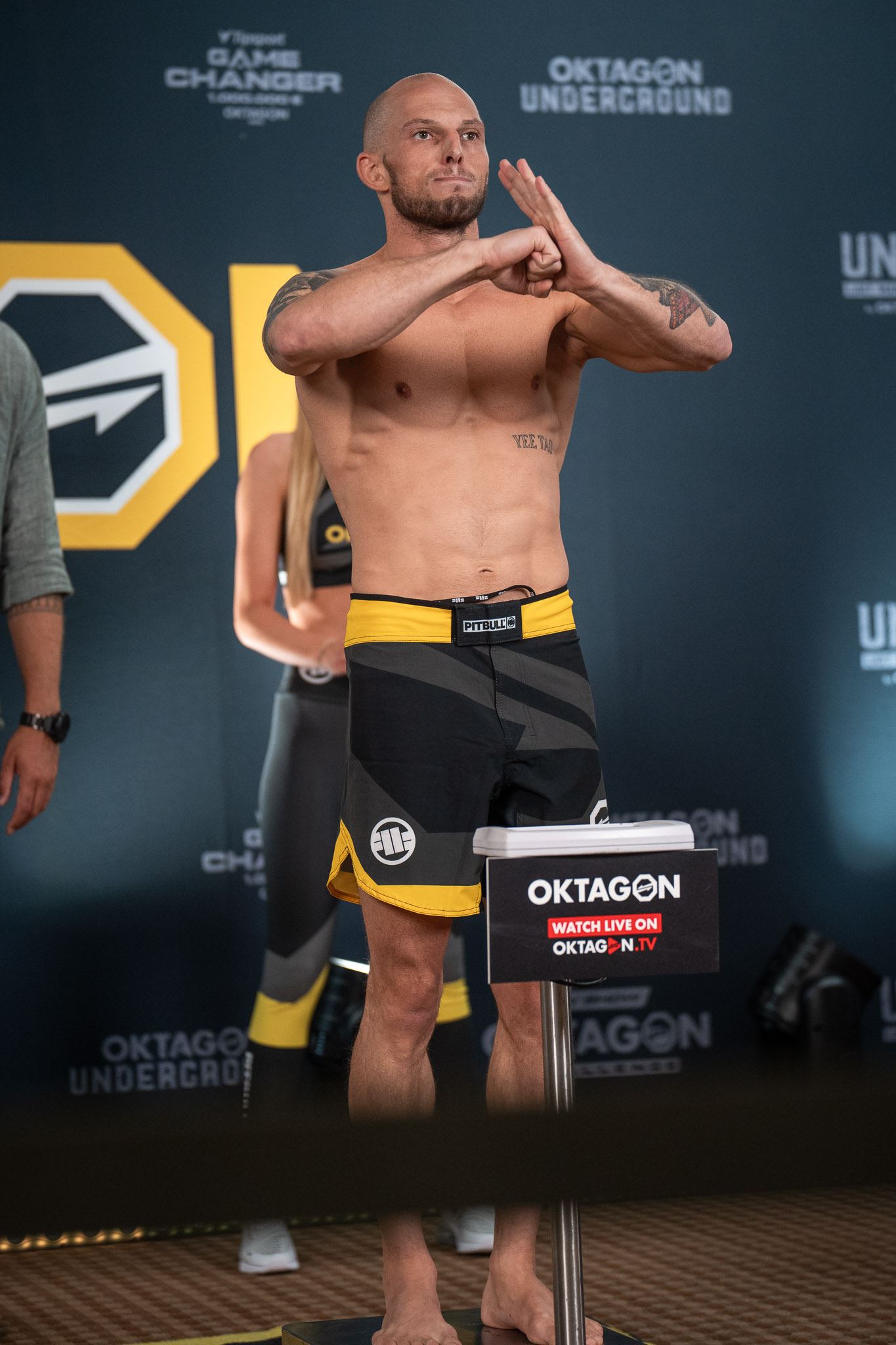 Páteční vážení před Oktagonem 46.