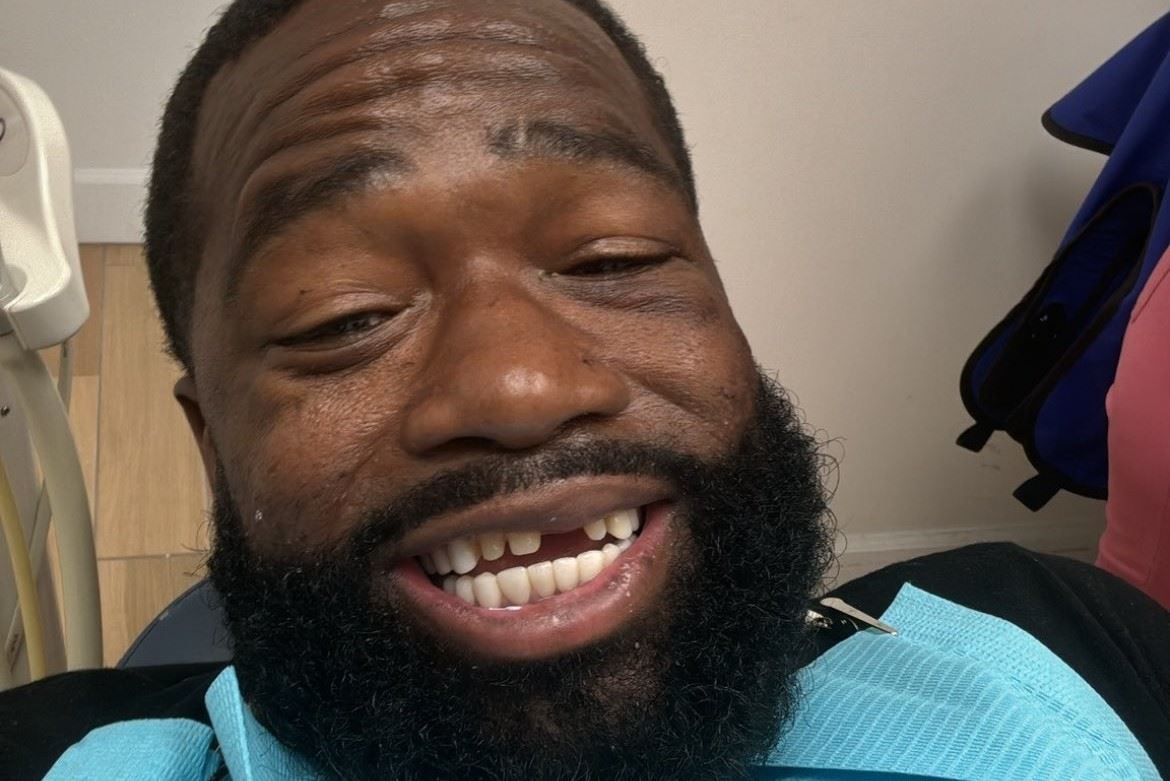 Adrien Broner musel k zubaři.