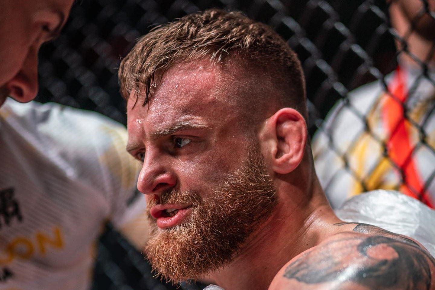 Patrik Kincl, zápasník MMA, dnes už i herec ve videoklipu.