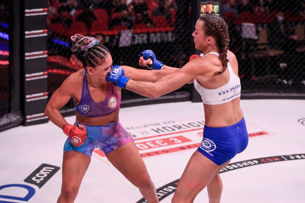 Valeria Loureda v barvách organizace Bellator MMA. Poslední bitvu vyhrála. 