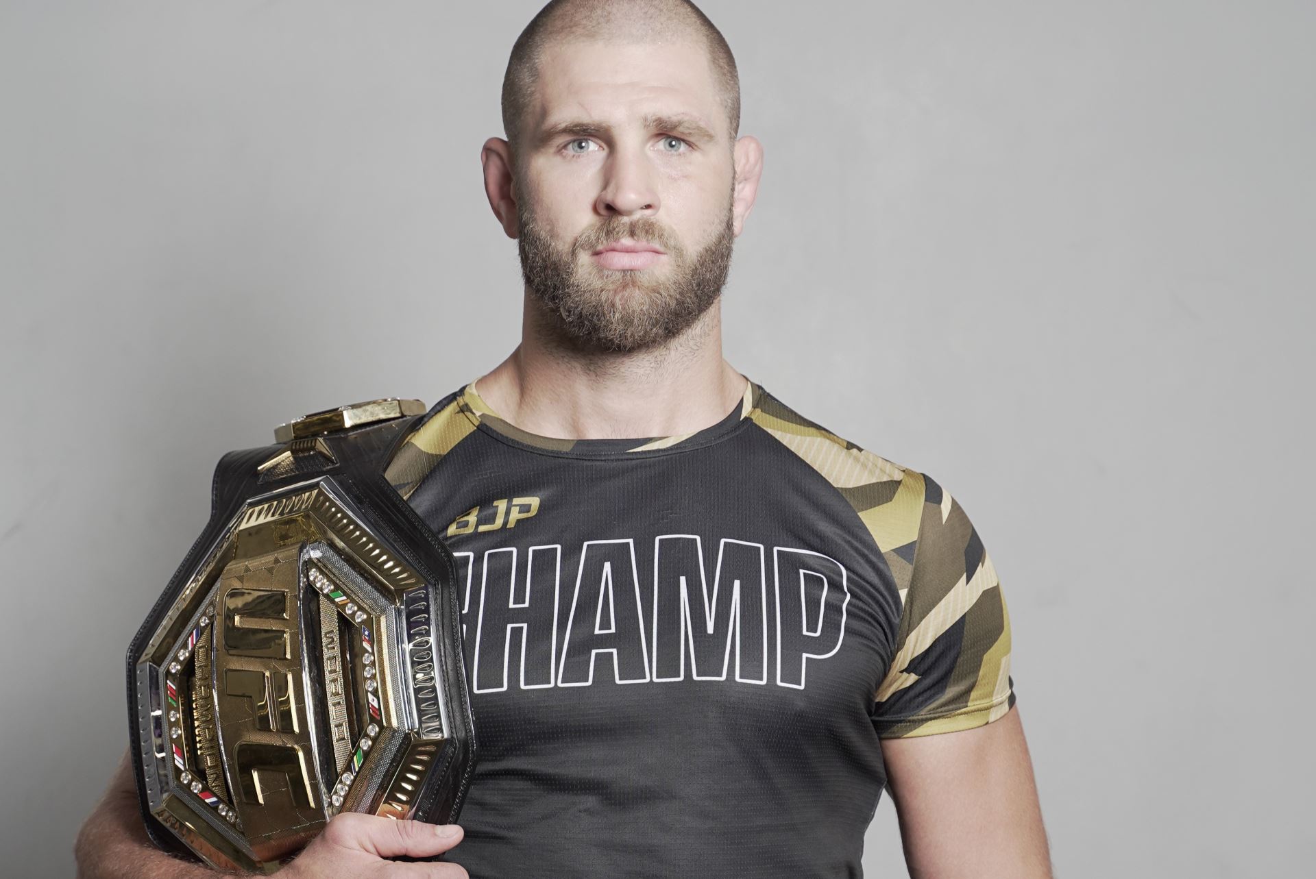 Šampion UFC Jiří Procházka.