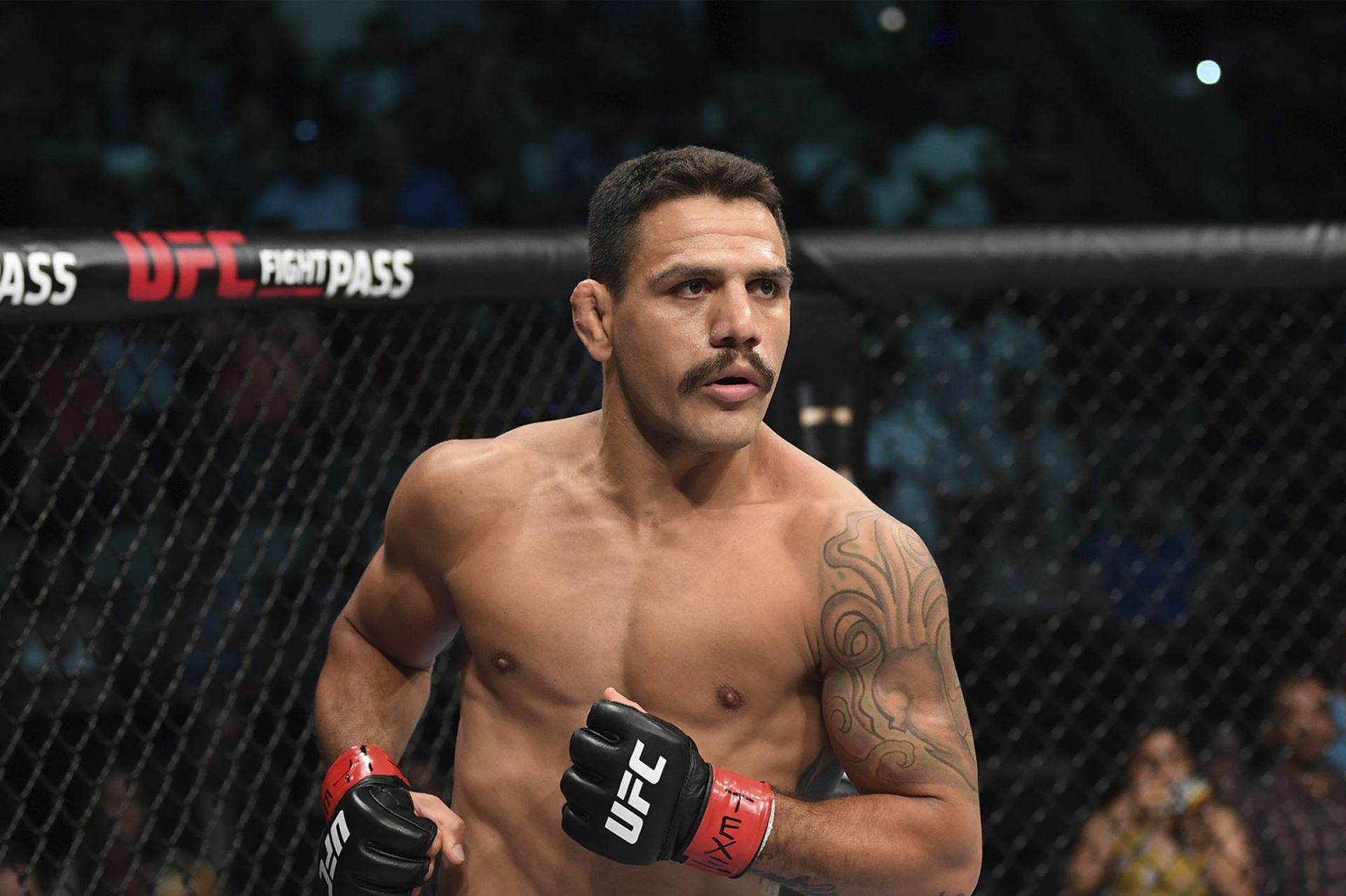 Rafael dos Anjos překvapil.