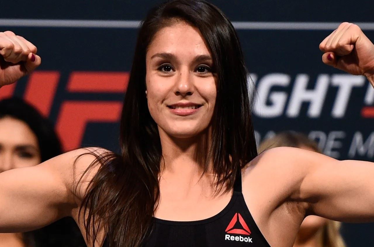 Alexa Grasso.