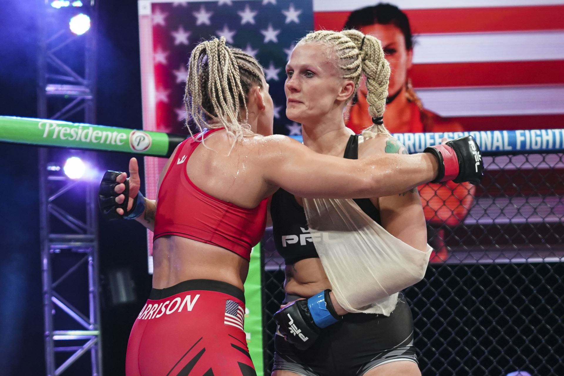 Kayla Harrison porazila v PFL Cindy Dandois, ženu, která má přezdívku Bitevník.