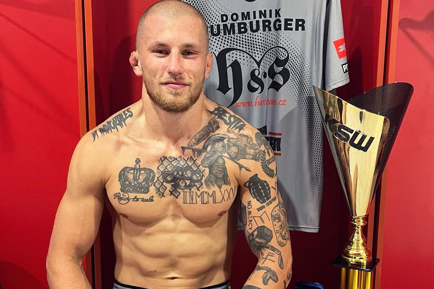 Dominik Humburger jde bojovat opět do KSW.