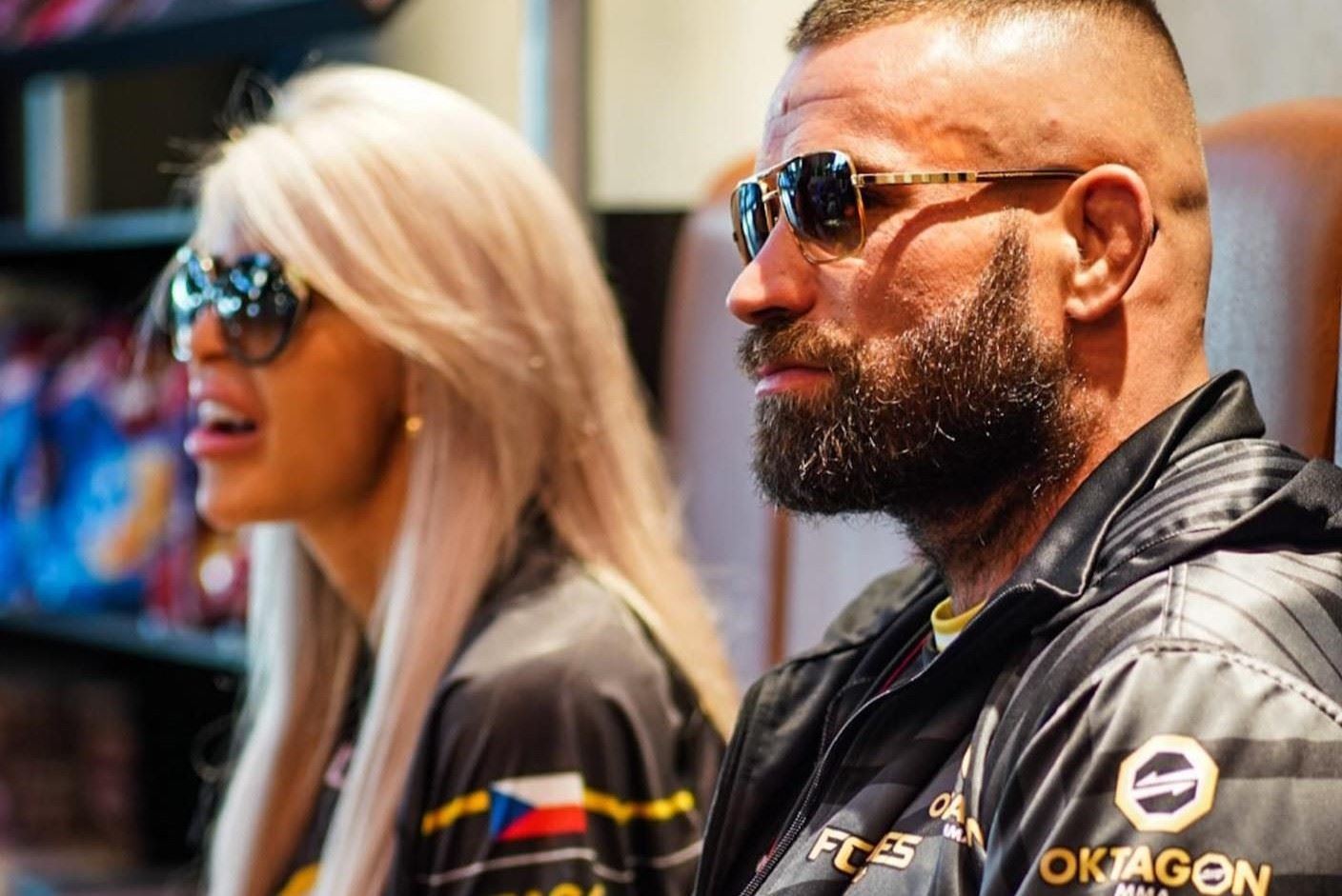 Karlos Vémola a jeho žena Lela Ceterová.