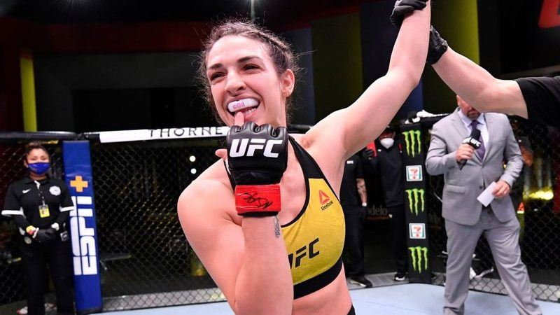 FOTO: instagram mackenziedern/UFC