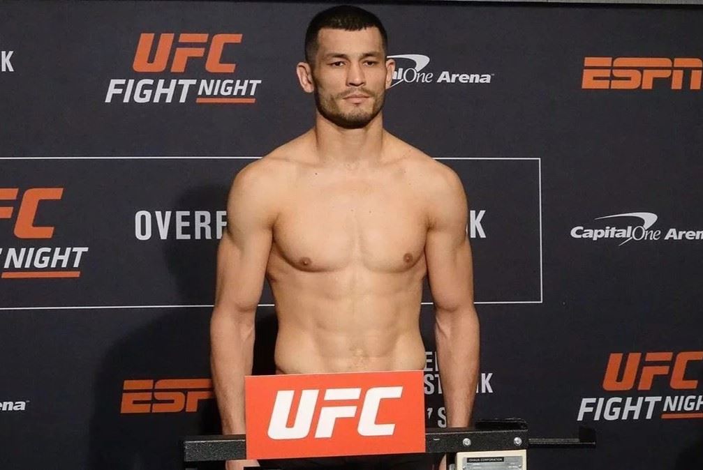 Machmud Muradov v UFC.