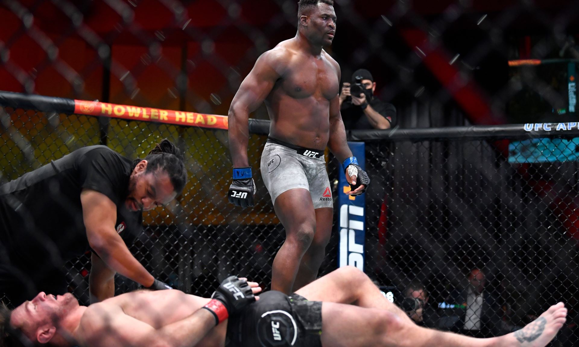 Francis Ngannou.