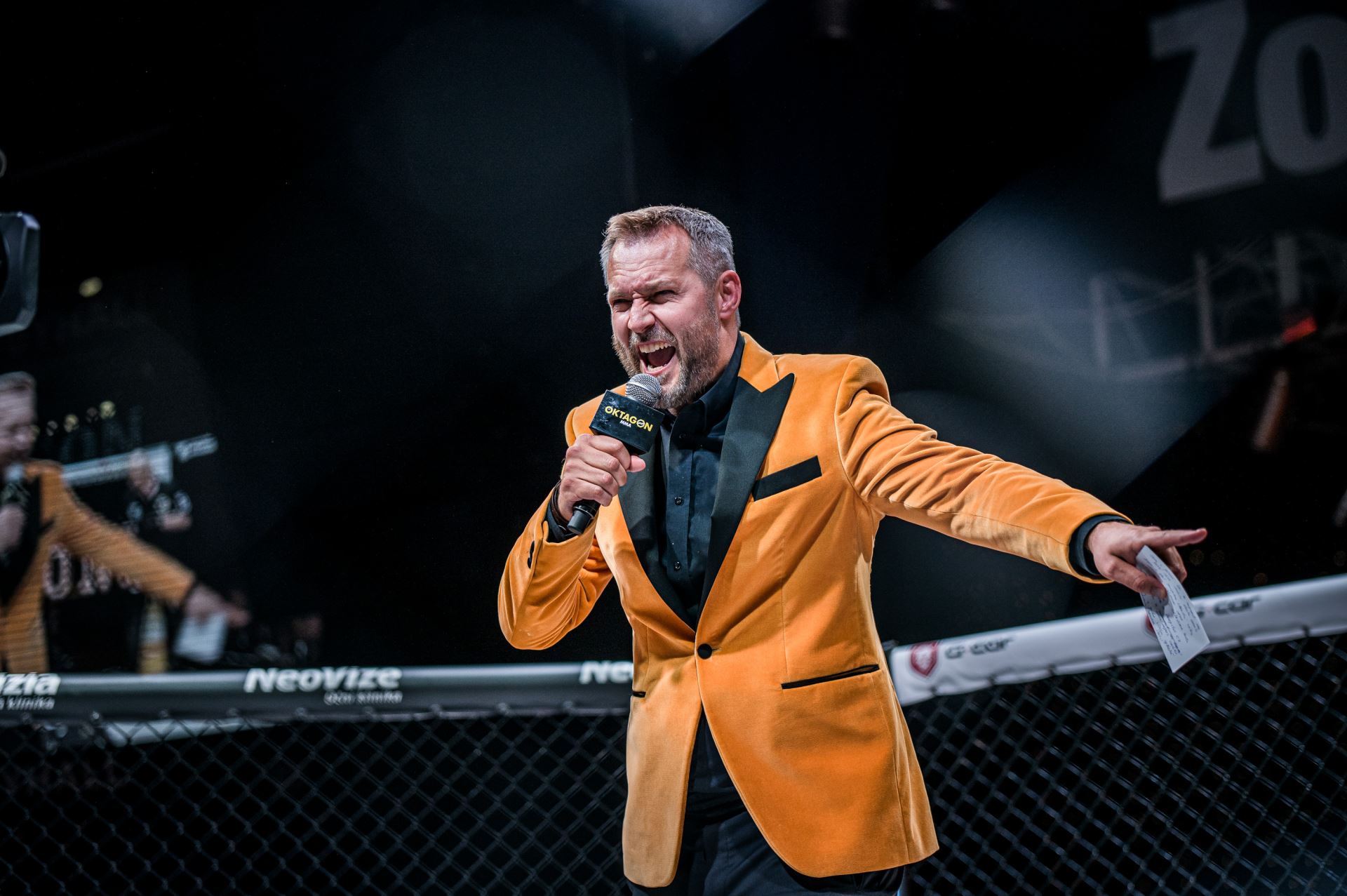 Přijde promotér organizace OKTAGON MMA Ondřej Novotný se štědrou nabídkou pro Attilu Végha?