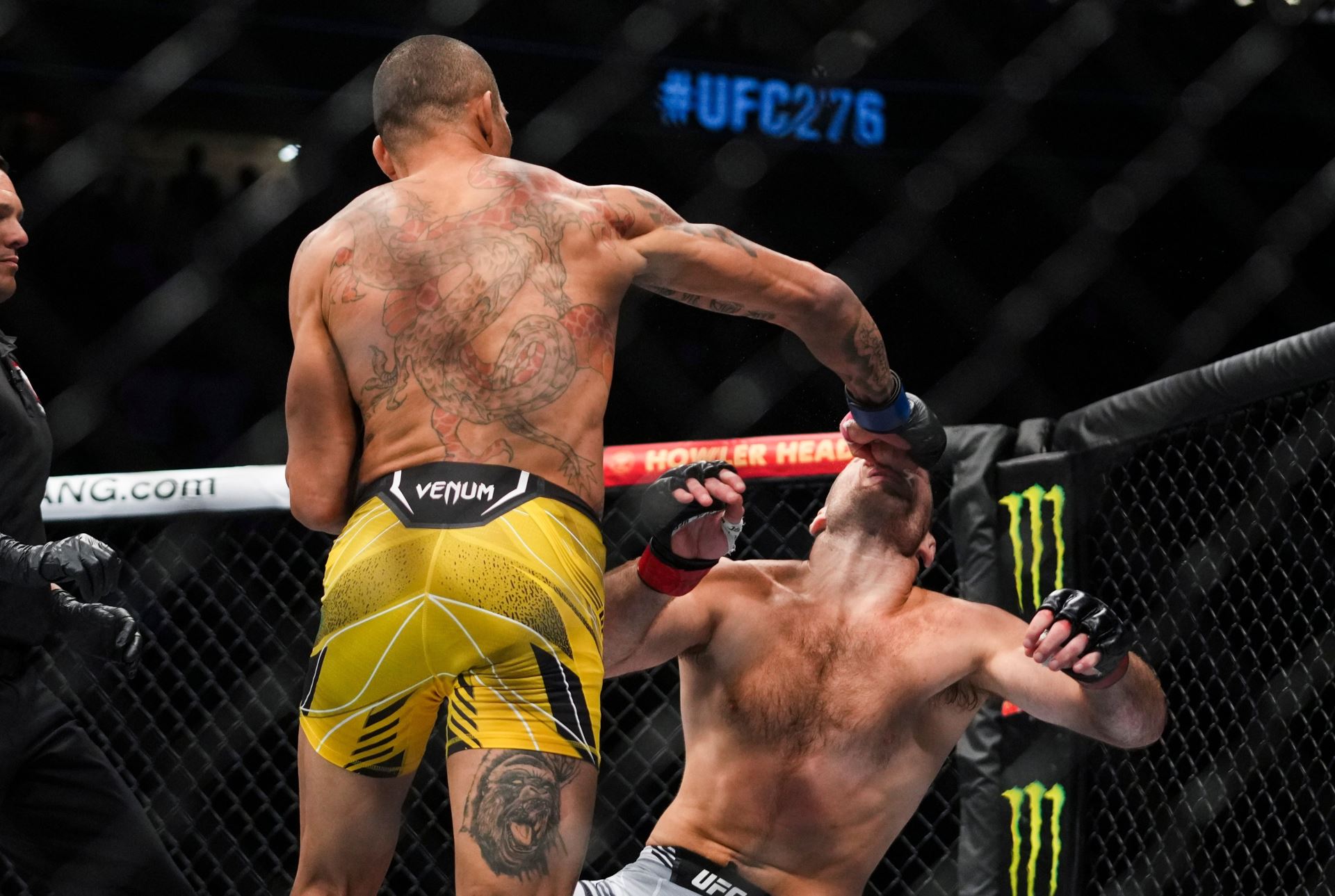 Předvede Pereira další KO v UFC?