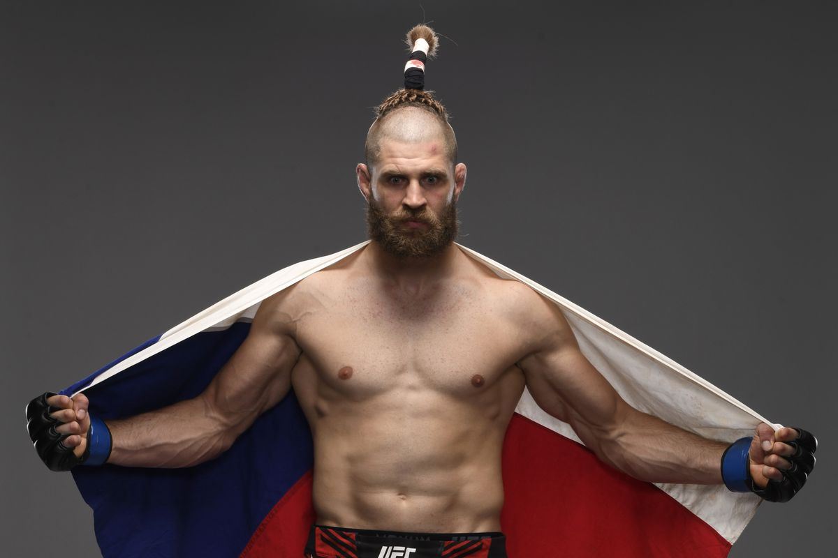 Kdy bude Jiří Procházka bojovat v UFC o titul?