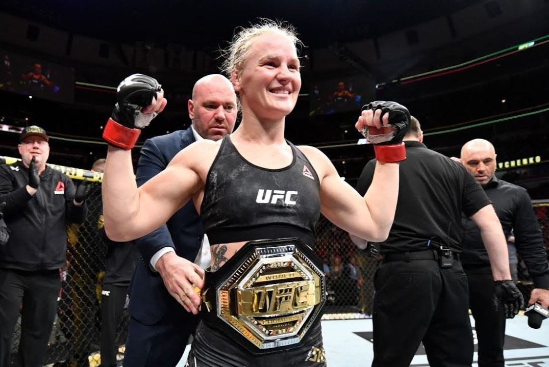 Valentina Shevchenko v kleci UFC.