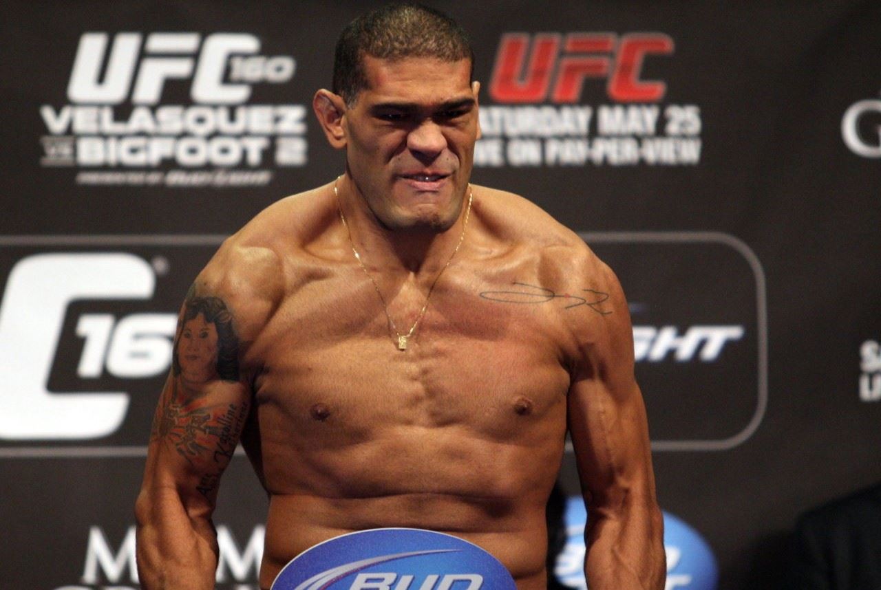 Antonio Silva v dobách UFC. Stále pokračuje.