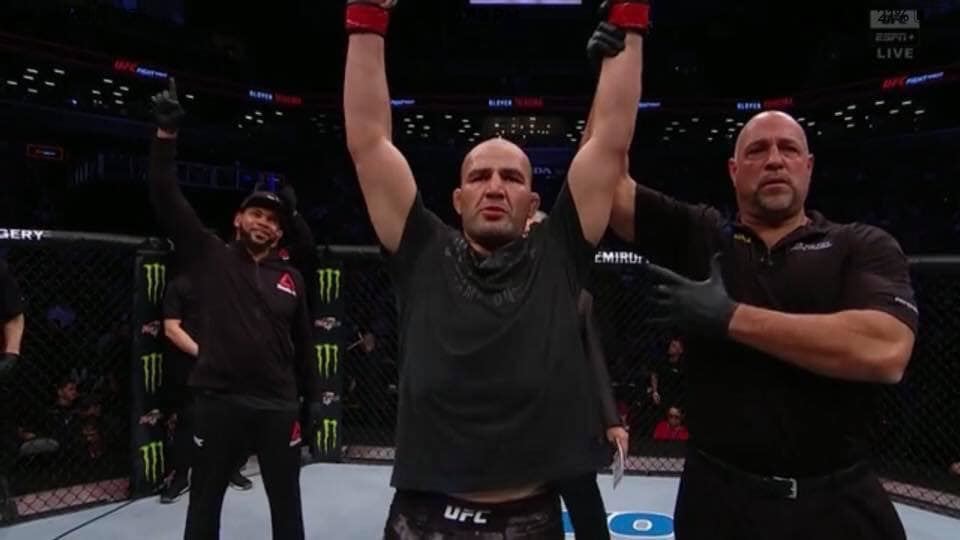 Glover Teixeira.