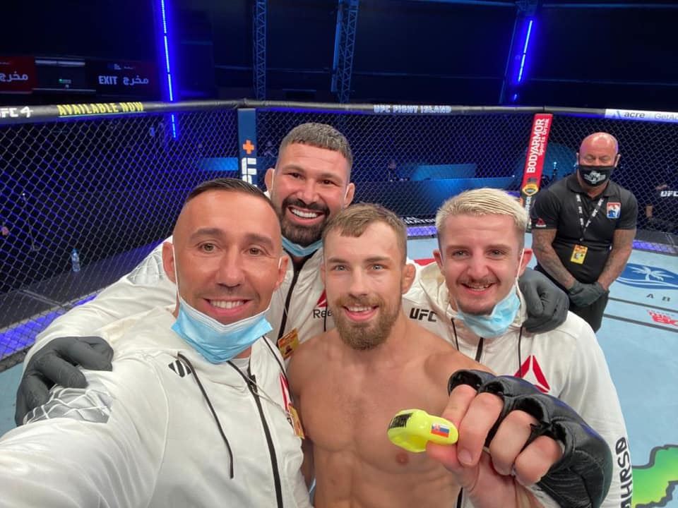 Dohra slavné výhry v UFC. Végh vrací úder na Nový Zéland. Pojďme dát odvetu