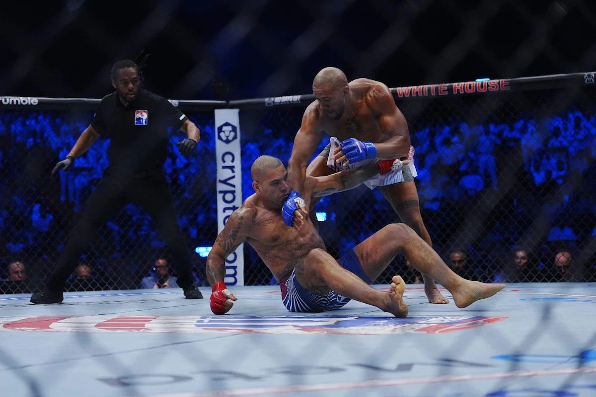 Titulový boj v UFC.